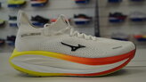 Mizuno Neo Vista 3