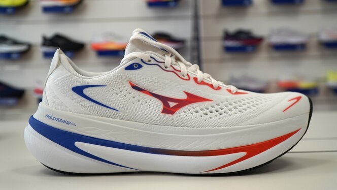 Mizuno Sky Prime