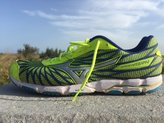 Mizuno Wave Hitogami 4-Perfil de la zapatilla