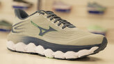 Mizuno Wave Horizon 8