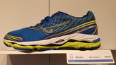 Mizuno Wave Paradox 2