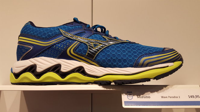 Mizuno Wave Paradox 2