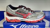 Mizuno Wave Paradox 3