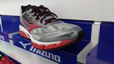 Mizuno Wave Paradox 3