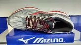 Mizuno Wave Paradox 3