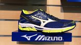 Mizuno Wave Paradox 4