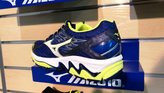 Mizuno Wave Paradox 4