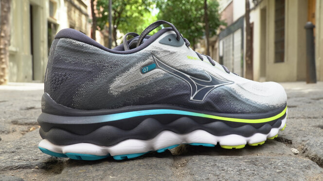 Mizuno Wave Sky 7, análisis: review, recomendación, precio y  especificaciones