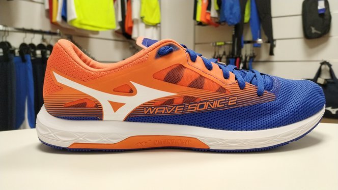 Mizuno Wave Sonic 2