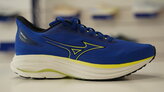 Mizuno Wave Ultima 17