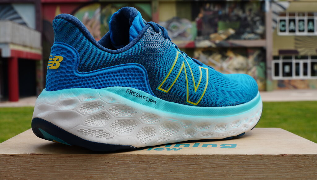 New balance для бега и зала. New balance для бега и зала. New balance fresh foam more v4. New balance fresh foam x more v3. New balance trail fresh foam hierro v.