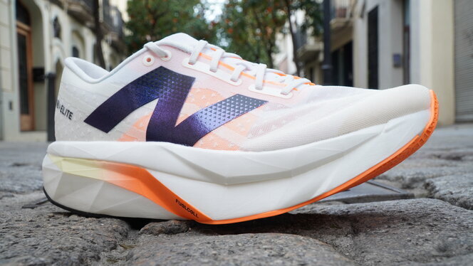 New Balance FuelCell SuperComp Elite v4, análisis: review
