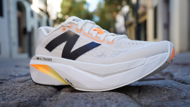 New Balance FuelCell SuperComp Trainer v3, análisis: review