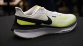 Nike Air Zoom Structure 25