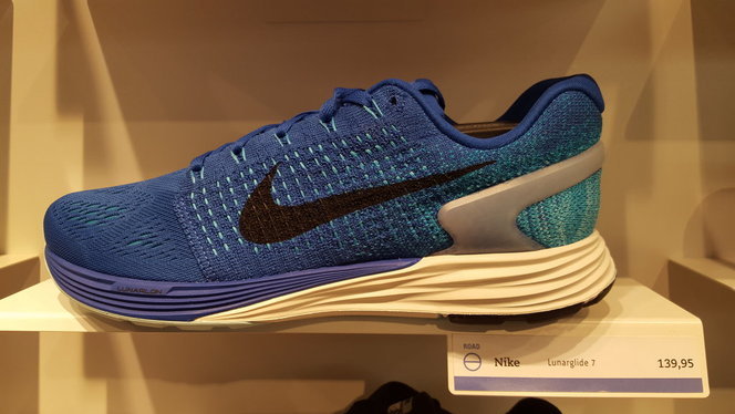 Viaje abrigo Demon Play Nike LunarGlide 7, análisis: review, recomendación, precio y  especificaciones