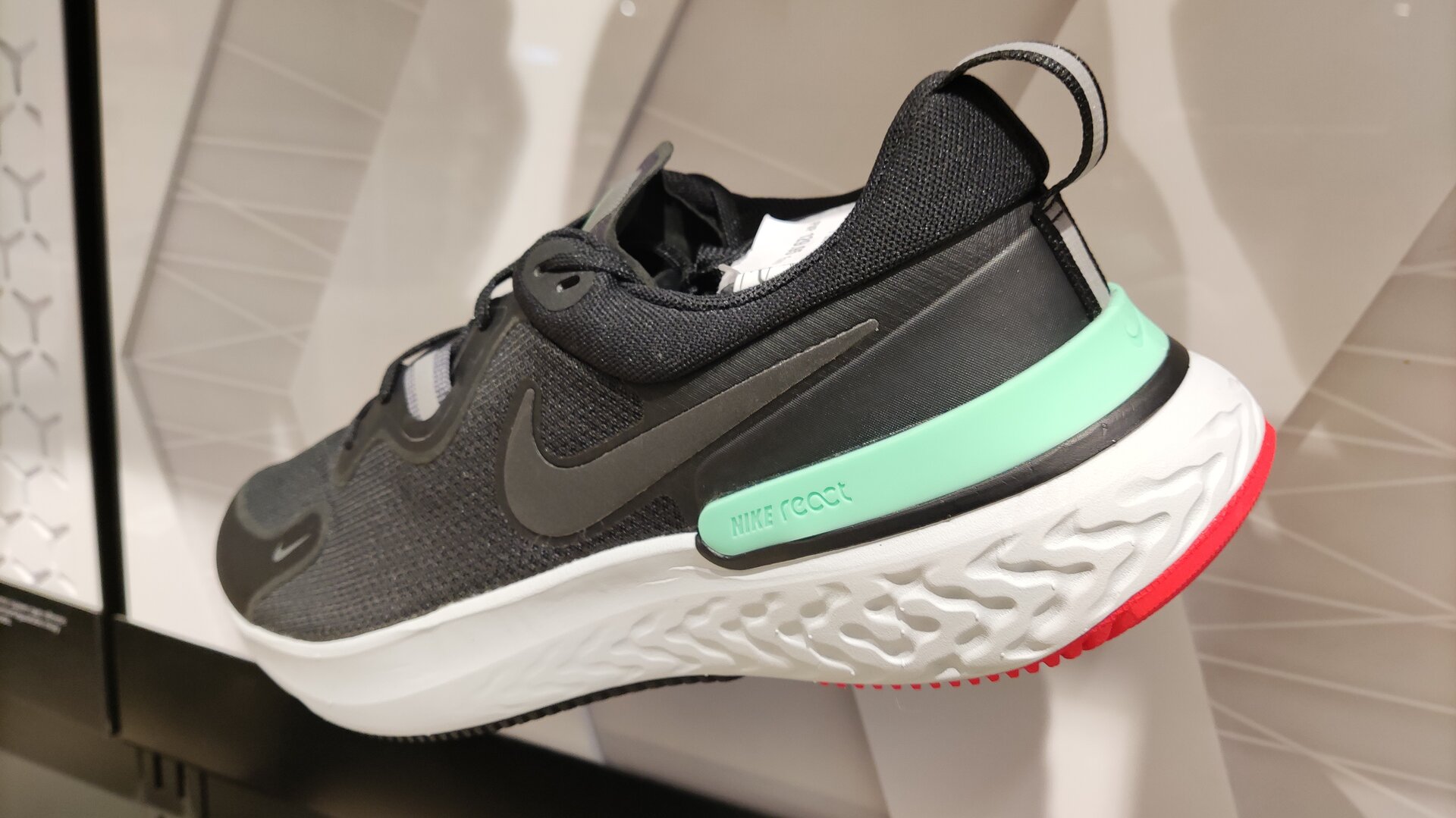 nike react miler light army