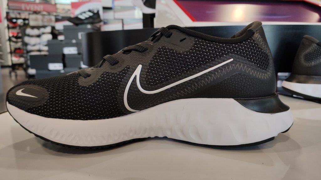 footlocker shox