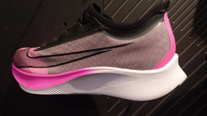 auditoría cortar a tajos Unirse Nike Zoom Fly 3, análisis: review, recomendación, precio y especificaciones