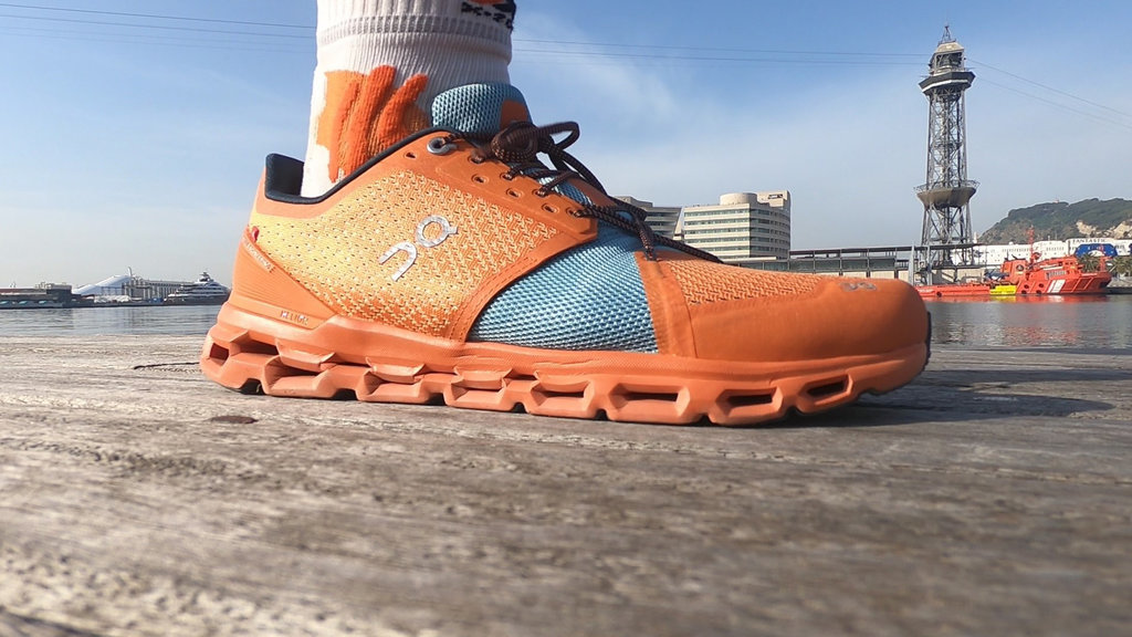 On Running CloudStratus Análisis y opinión Zapatilla Entrenamiento