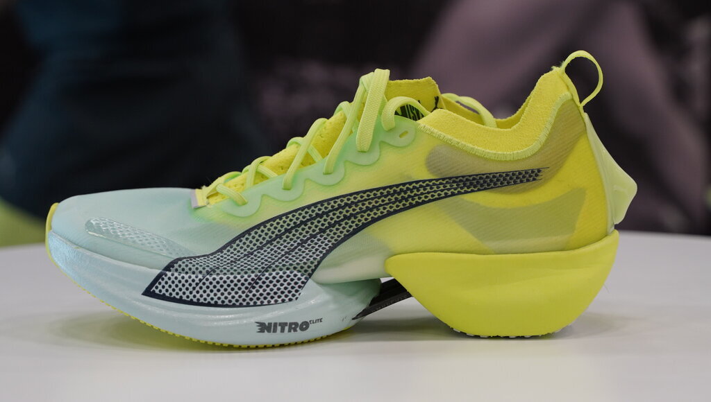 green and white trainers mens