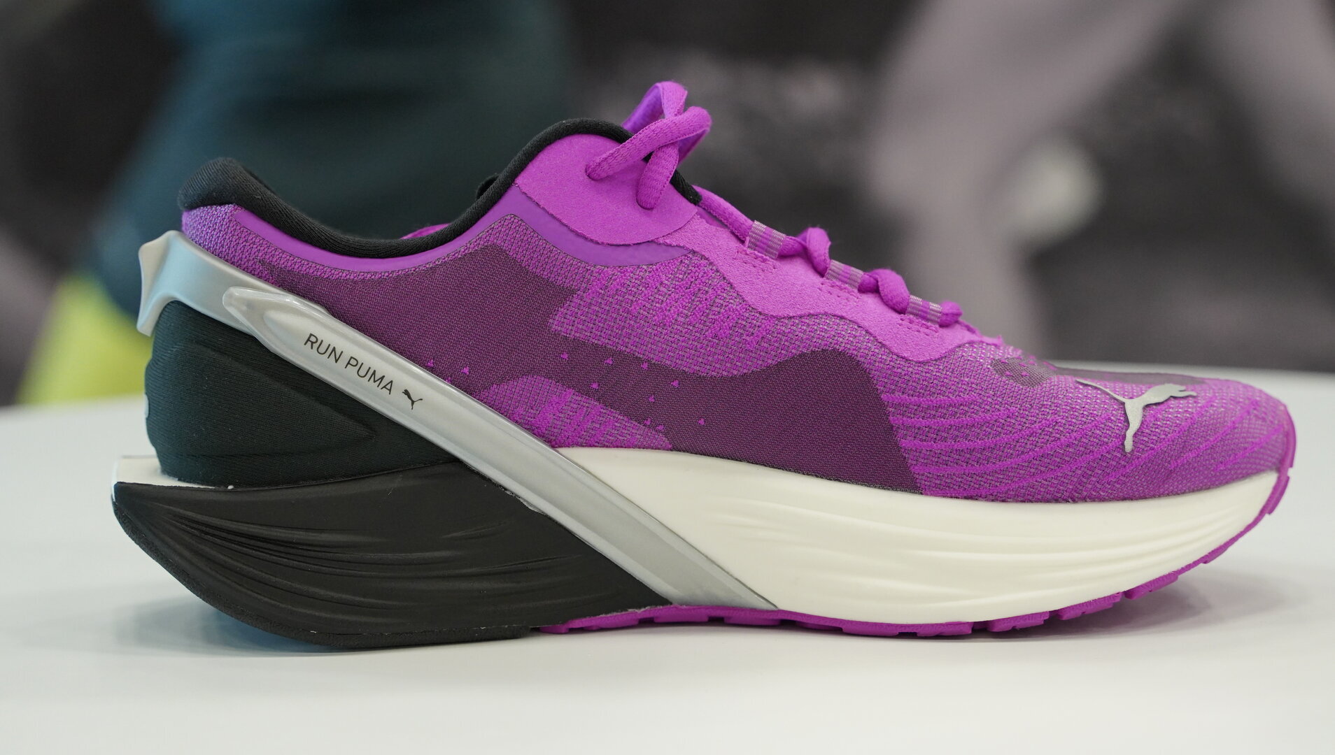 Analizamos las PUMA Run XX Nitro, una zapatilla de mujer para