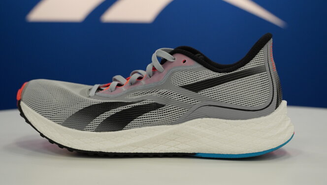 Reebok Floatride Energy 3, análisis: review, recomendación, precio y  especificaciones