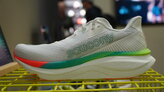 Saucony Endorphin Azura