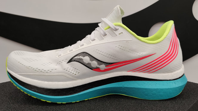 saucony endorphin
