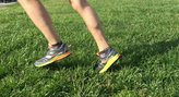 Saucony Guide 9 por la hierba