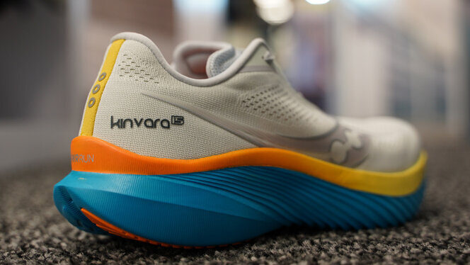 Saucony kinvara 2025 7 amarillo