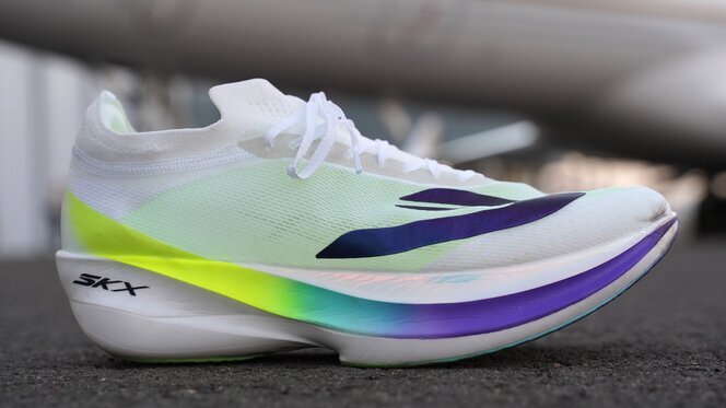 Preview Skechers - Aero Elite