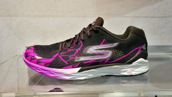 Running Shoes Go Meb Speed Skechers GOmeb Speed 4, Análisis