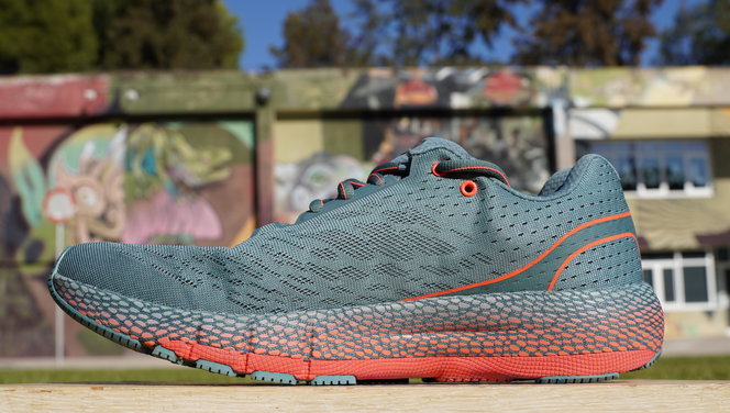 Under Armour HOVR review, precio y especificaciones