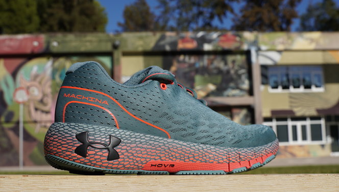 Under Armour HOVR Machina, análisis: review, precio y especificaciones