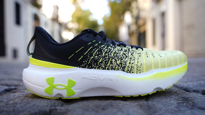 Under Armour Infinite Elite