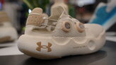 Under Armour Infinite Mega