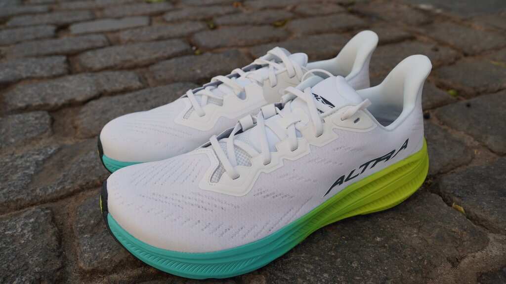 Altra Experience Flow 2
