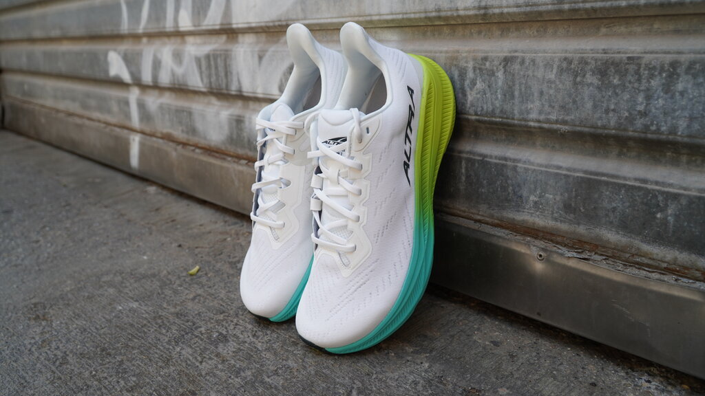 Altra Experience Flow 2