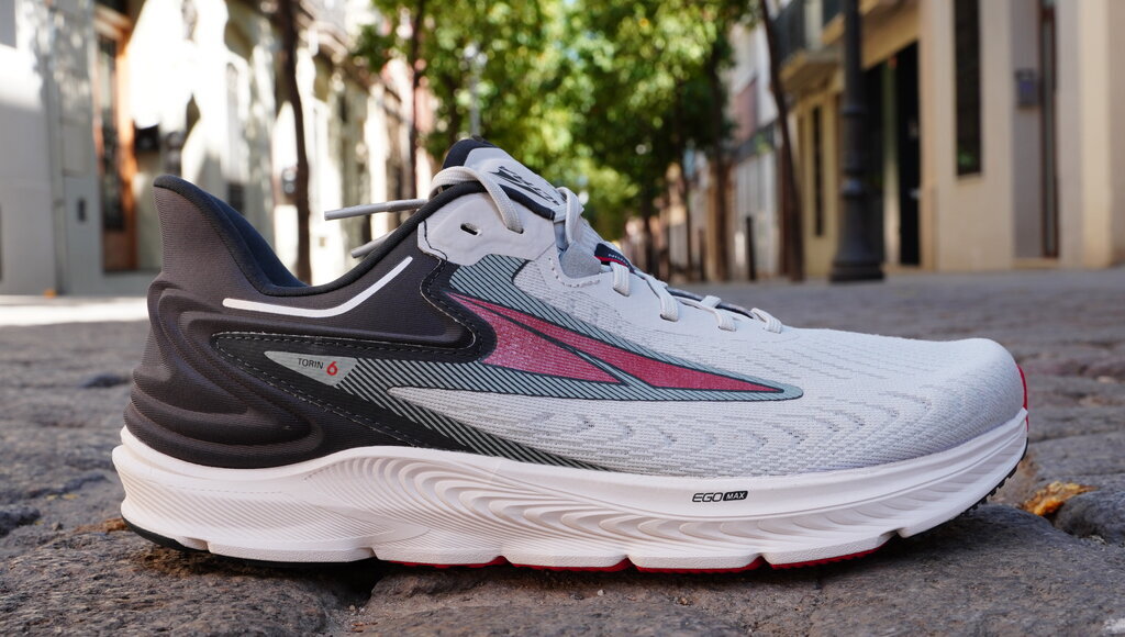Zapatillas correr peso elevado clearance
