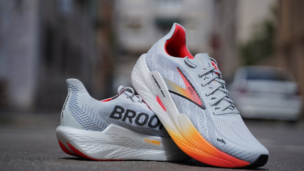 Brooks Hyperion Max 2