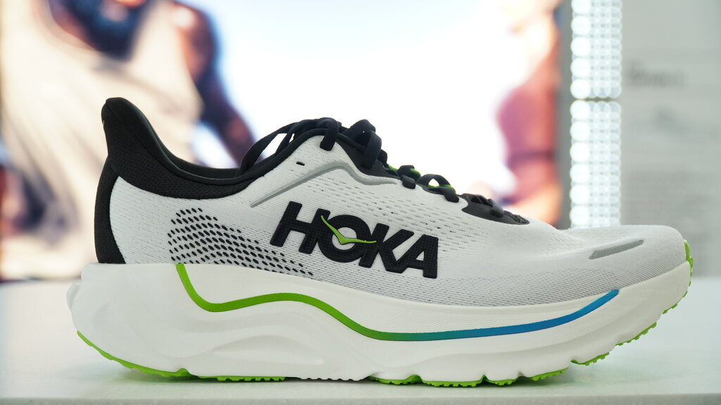 Hoka Arahi 9
