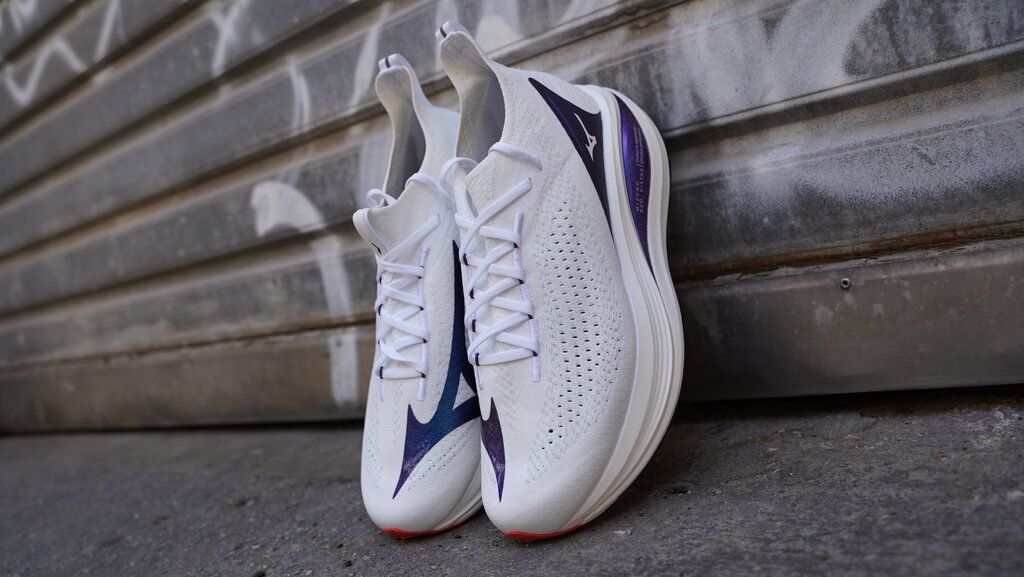 Mizuno Neo Vista 2