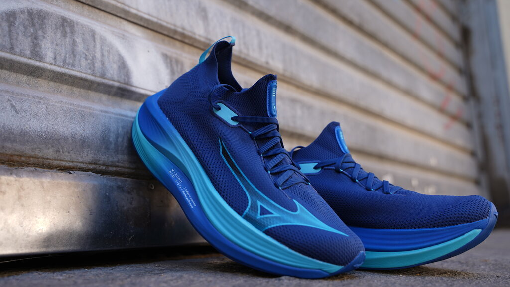 Mizuno Neo Vista