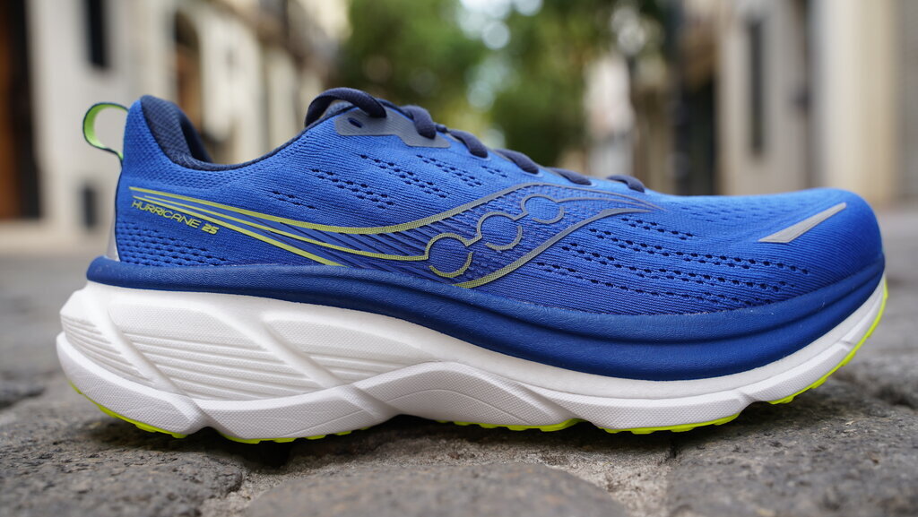 Saucony Hurricane 25