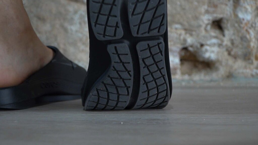 Suela con la espuma expuesta