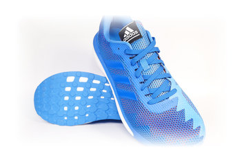 Adidas Vengeful Un nuevo modelo con tecnología muy contrastada