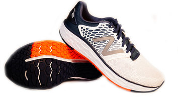 New Balance Fresh Foam Vongo v3 Zapatilla de gran estabilidad, horma ancha y muy polivalente.