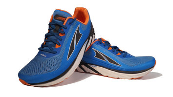 Altra Torin 4.0 Plush Unas de las zapatillas más cómodas que nos hemos puesto en los pies
