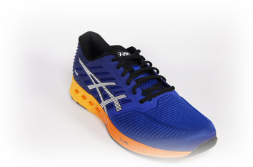 ASICS FuzeX El diseño de las Asics FuzeX es muy innovador y versátil