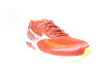 Mizuno Wave Legend 4 Cogieron nota de sus hermanas mayores
